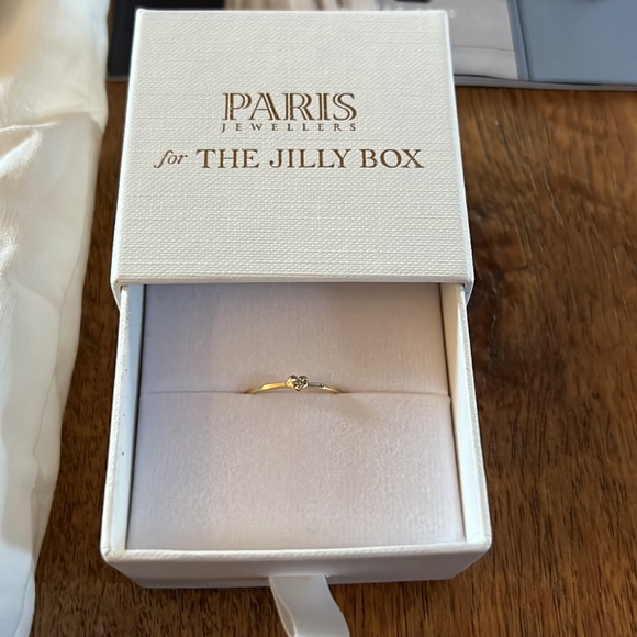 *Winter ❄️ 2022 Jilly ❤️ Box Ring 💍 (Size 7) & Clutch 👛 - Picture 4 of 8